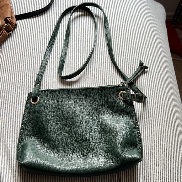 Green Leather Roots Purse - Picture 2 of 3